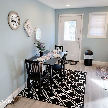 Nice Bedroom Next Fells Point Baltimore Extérieur photo