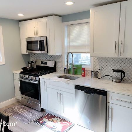 Nice Bedroom Next Fells Point Baltimore Extérieur photo