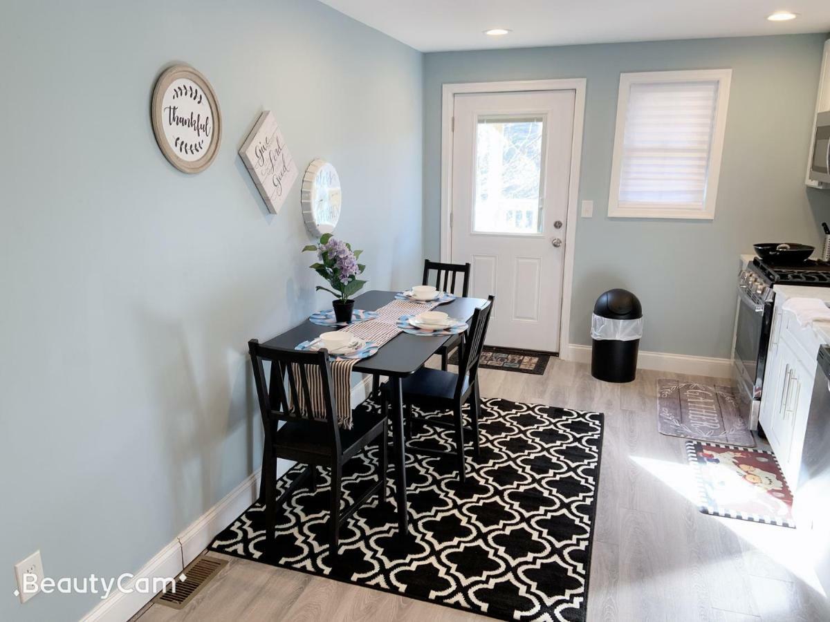 Nice Bedroom Next Fells Point Baltimore Extérieur photo